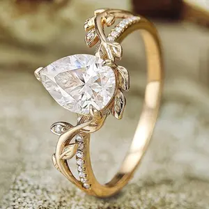 Elegant Women's Copper Ring,sparkling rings for women,teardrop shape,promise rings for gf,engagement rings,accessories for women,accessories,womens gifts,Suitable for parties,festivals,gifting,and daily wear,14k gold plate-577