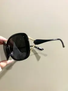 Punk Large Frame Glasses, Novelty Hollow Metal Hinge Eyeglasses for Men and Women, Fashionable and Trendy Eyewear