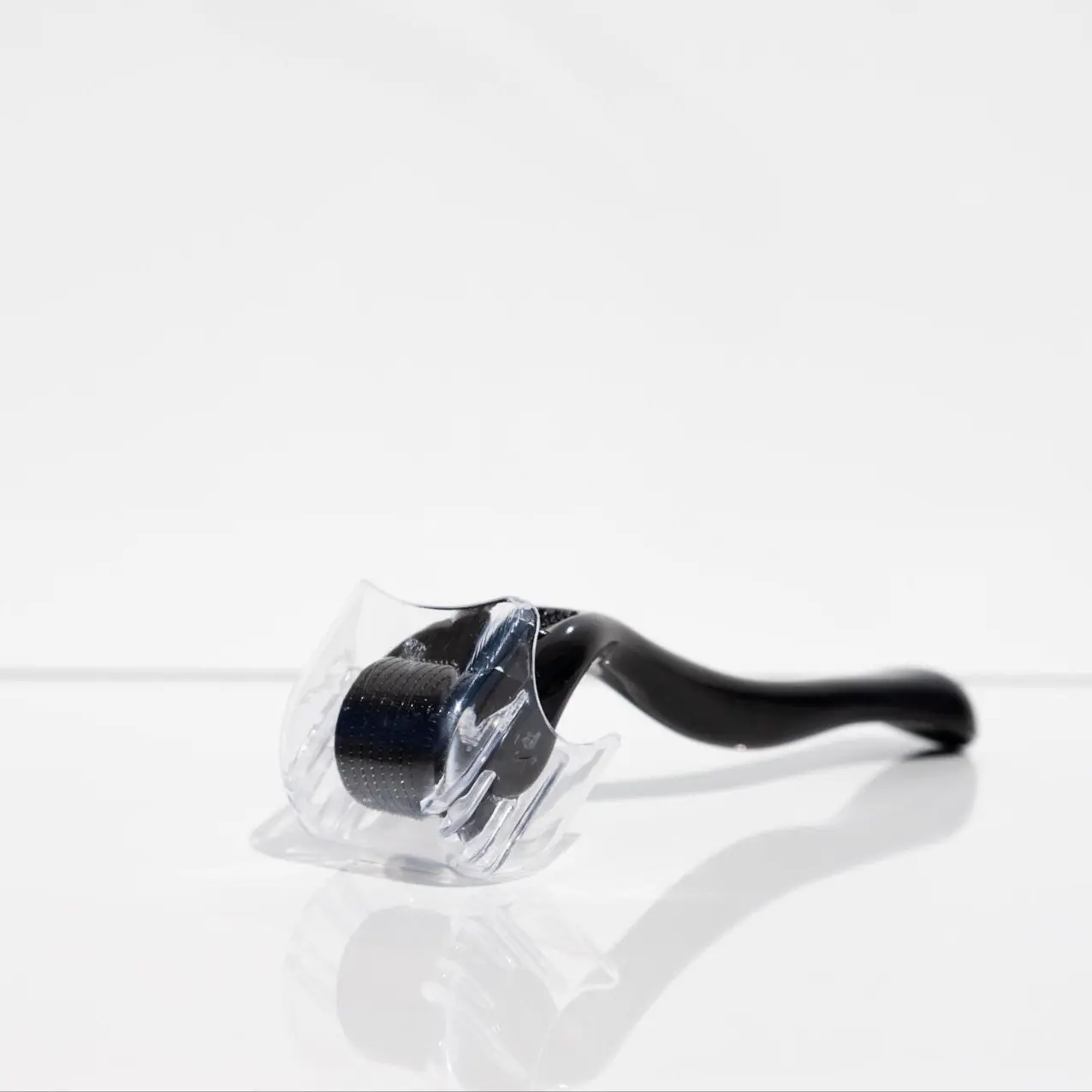 Micro Needle Derma Roller (0.25mm) - Scalp & Skincare Tool