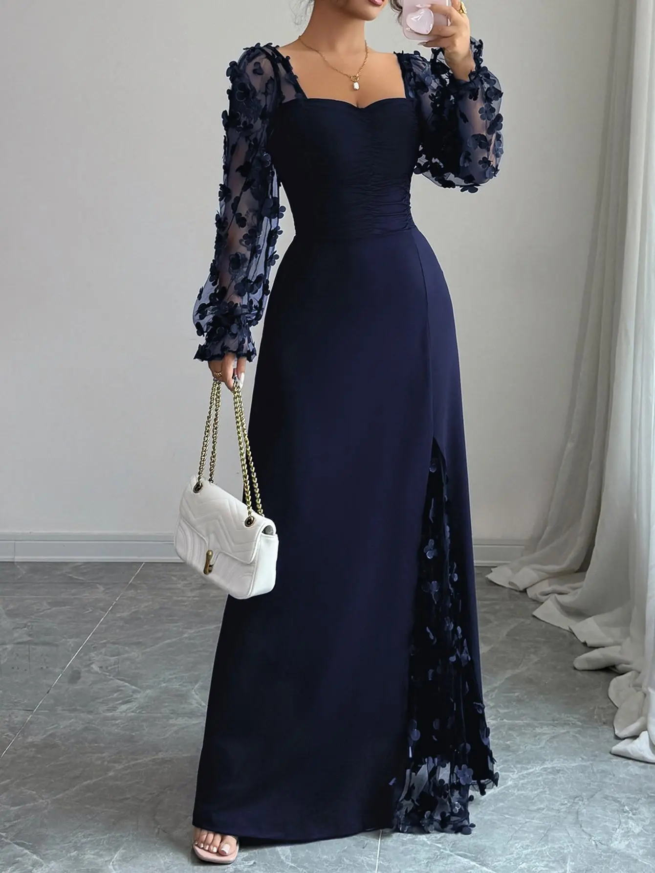 2026 New Elegant Long-Sleeved Lace-Paneled Maxi Dress for Women – Sophisticated Style