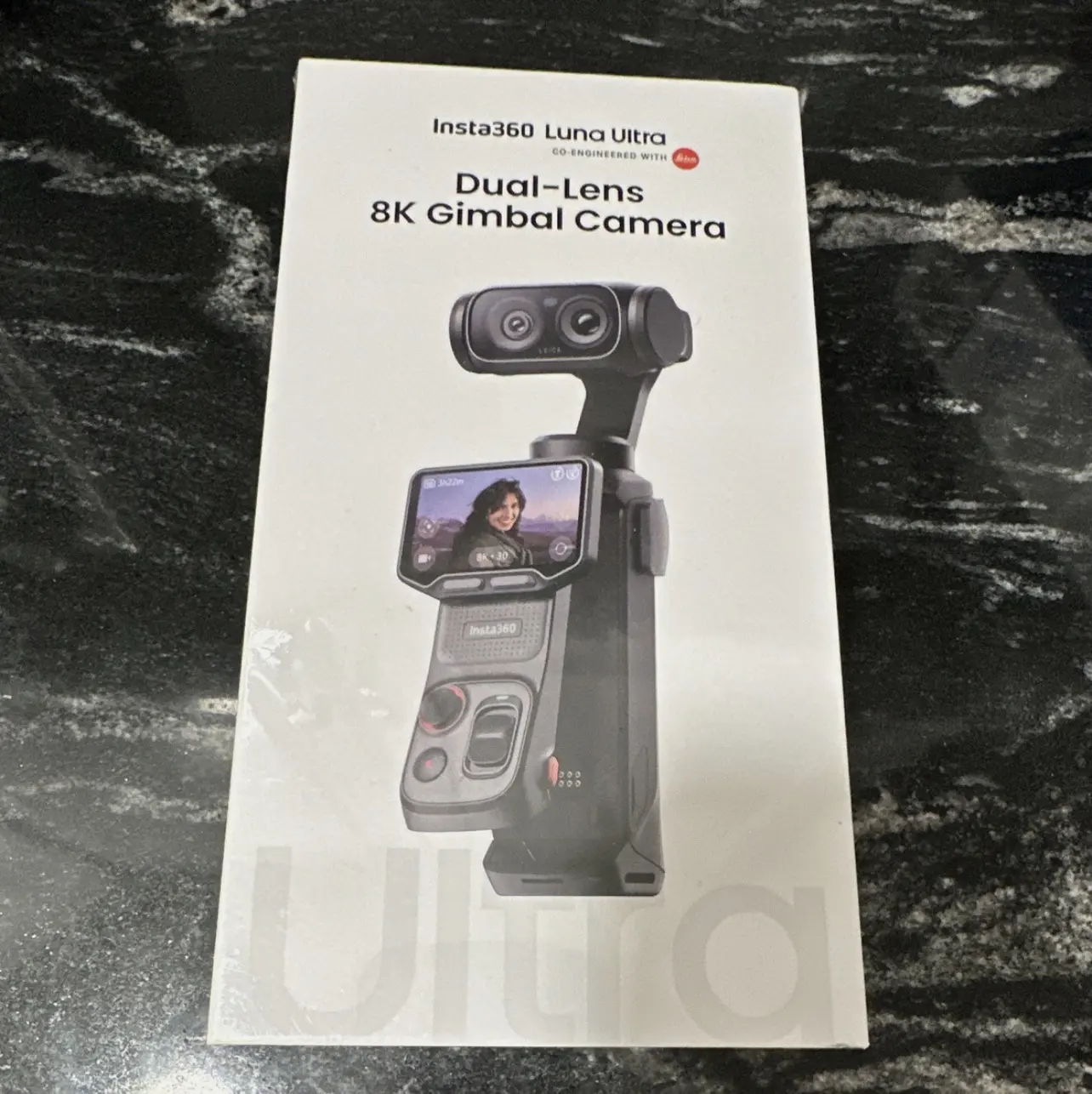 Insta360 Luna Ultra 8K Dual-Lens Gimbal Camera Black 6x Zoom Touchscreen