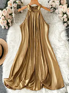 Elegant Halter Neck Short Dress, Womenswear, Fashionable and Chic, Perfect for Special Occasions, High-End Style Clothing