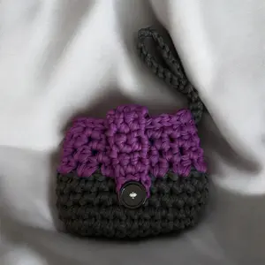 Handmade crochet organizer pouch wrislet
