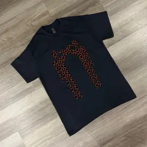 Leopard print graphic tee, Confrontation Graphic Tee — Two Figures Pointing T-Shirts, Leopard Couple Shirt, Matching Couples Tee, Cheetah Print Graphic T Shirt, Trendy Streetwear Shirt, Boyfriend...