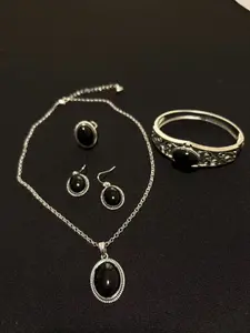 Black Stone Necklace Earrings Bracelet Ring Set Jewelry