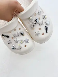 16pcs Fashionable Abs Pearl Chains, Rhinestone Flower Bow Shoe Clips, DIY Detachable Shoe Accessories for Women, Perfect for Parties