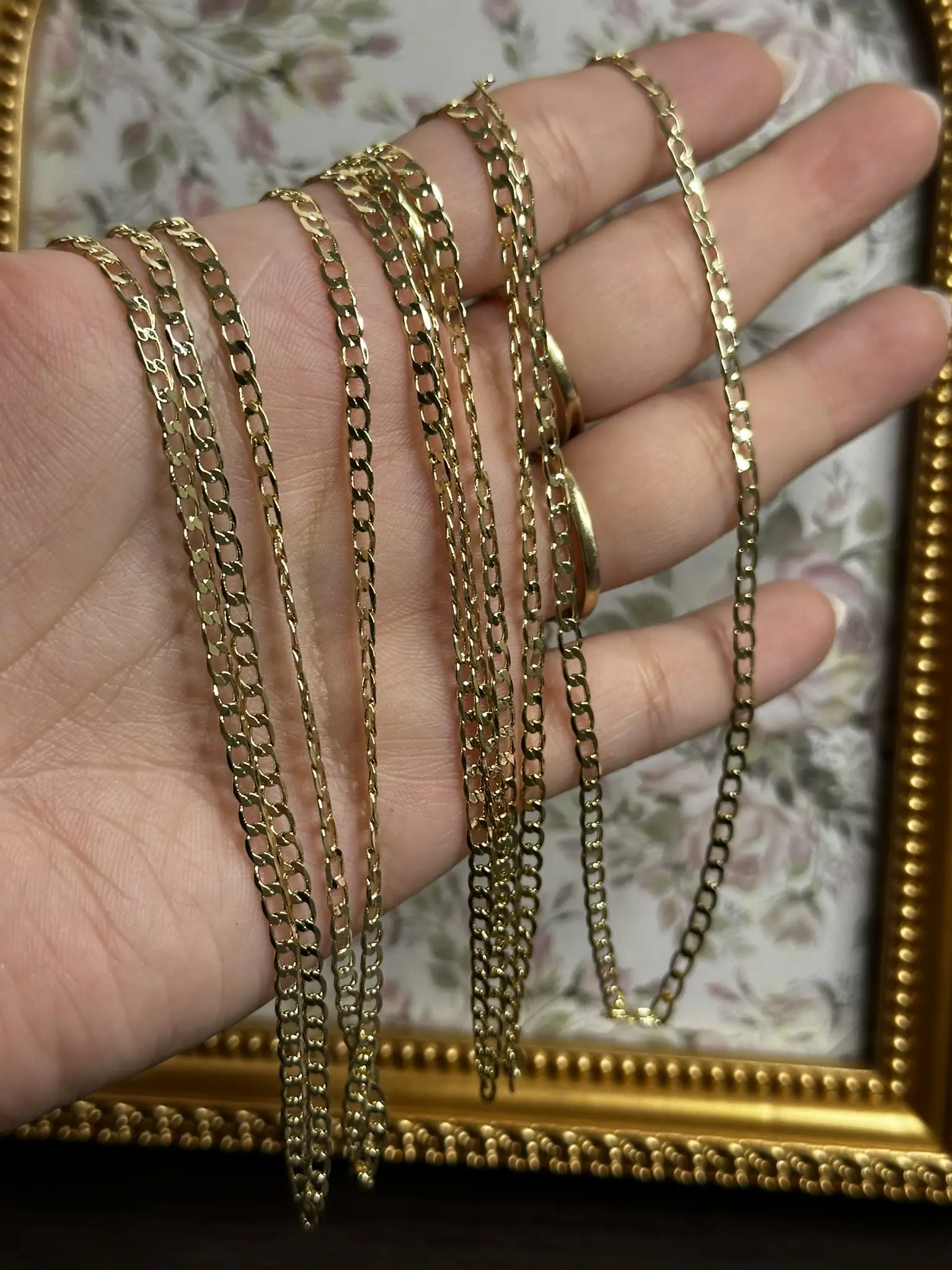 Gold Plated Cuban Link Necklace 18" - Elegant & Stylish Chain for Women & Men