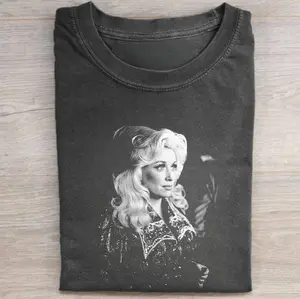 Vintage Dolly Parton Graphic Tee - Dolly Parton Secrets, You’re Good At Keeping Secrets Graphic Tee - Dolly Parton Quotes - 80s Country Music Shirt - Run, Rose, Run Merch Casual