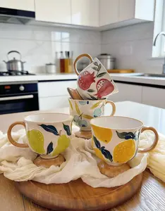 Vintage Hand-Painted Fruit Pattern Ceramic Mug - 500ml Large Capacity Breakfast Cup & Coffee Cup - Aesthetic Couples Mug - Handmade Reusable Drinkware Unique Gift for Her