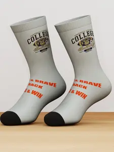 College Football League 1986 Champions Socks | Unisex Bulldogs Athletic Crew Socks | Tough & Brave Never Back Sport Socks for Fans & Students