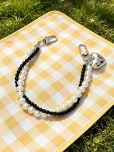 Double Layer Pearl and Silver Color Bead Phone Wrist Strap, Heart Charm Phone Lanyard, Anti-Loss Rope, Elegant Universal Phone Case Accessory