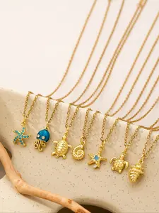 Women's 18k Seashell Conch Pendant Necklace, Minimalist Dainty Design, Stainless Steel Chain & Metal Shell Charm