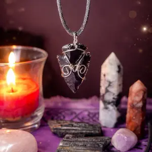 Crystal Arrow-Head Necklace with Amethyst Pendant and Silver Chain for Healing and Protection
