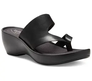 Eastland Laurel Thong Sandal