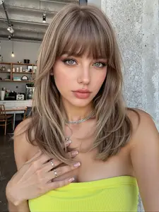 18 Inch Straight Wig with Bangs, Medium Length Heat Resistant Synthetic Material Wigs Fashion Wig for Daily Commute or Holiday Parties