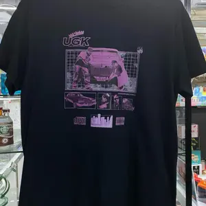 UGK Underground Kings Unisex Cotten T-shirt with the unique Smokin Tony's Tag in Black Crewneck Streetwear Top for Men and Women