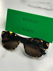 Pre-owned Bottega Veneta dark Havana and gold sunglasses