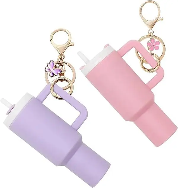 Cute Mini Tumbler Cup Keychain with Lipstick Holder, Plastic Pendant with Butterfly Charm and Removable Lid, Gift for Women Girls