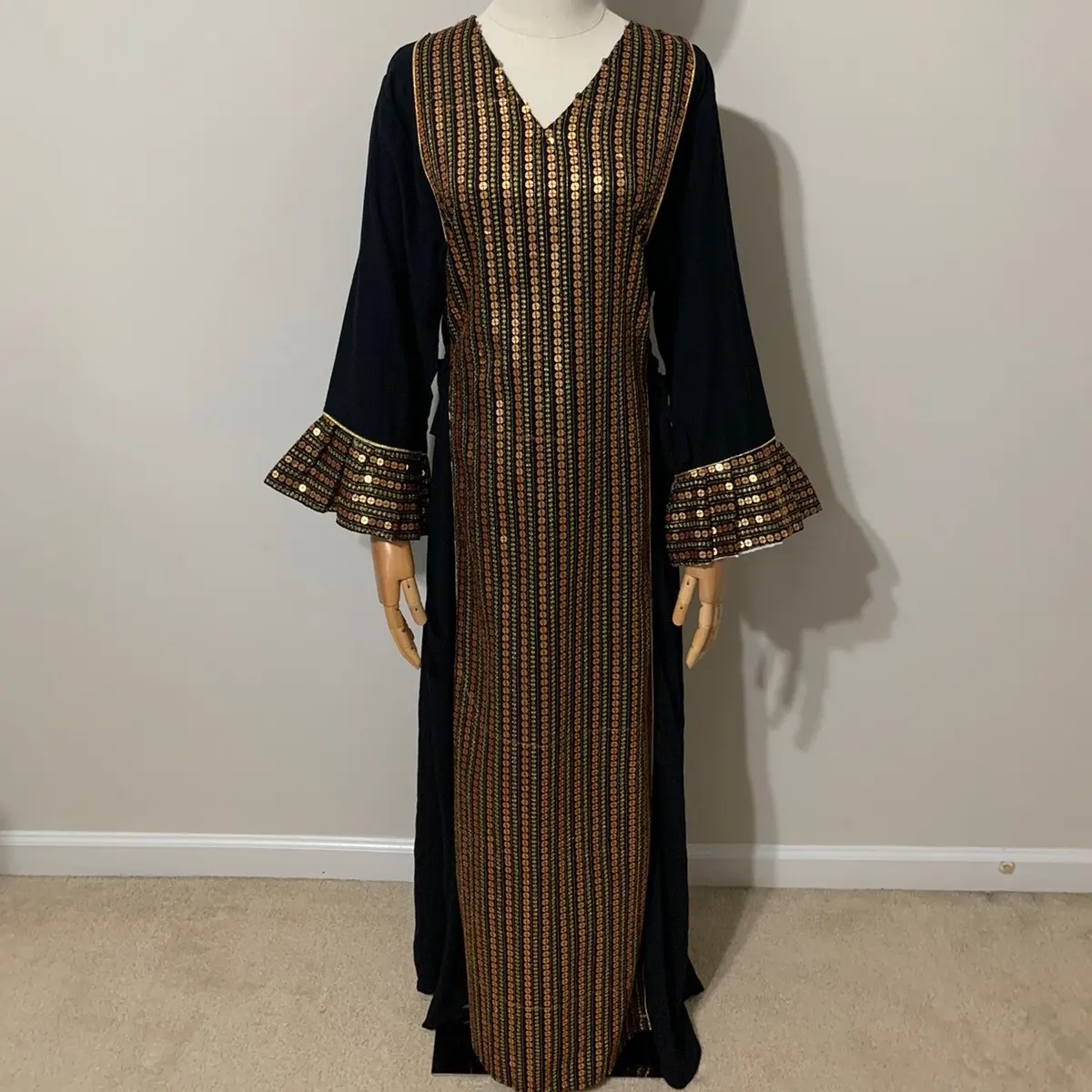 Black with Gold Sequin Arab Traditional Dress / Abaya