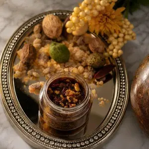 Frankincense infused with Dior-inspired fragrance and Patchouli.
