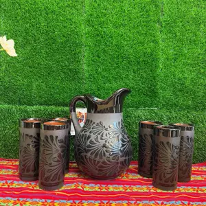 Relieve Pitcher Color Negro Completo Set Glass.