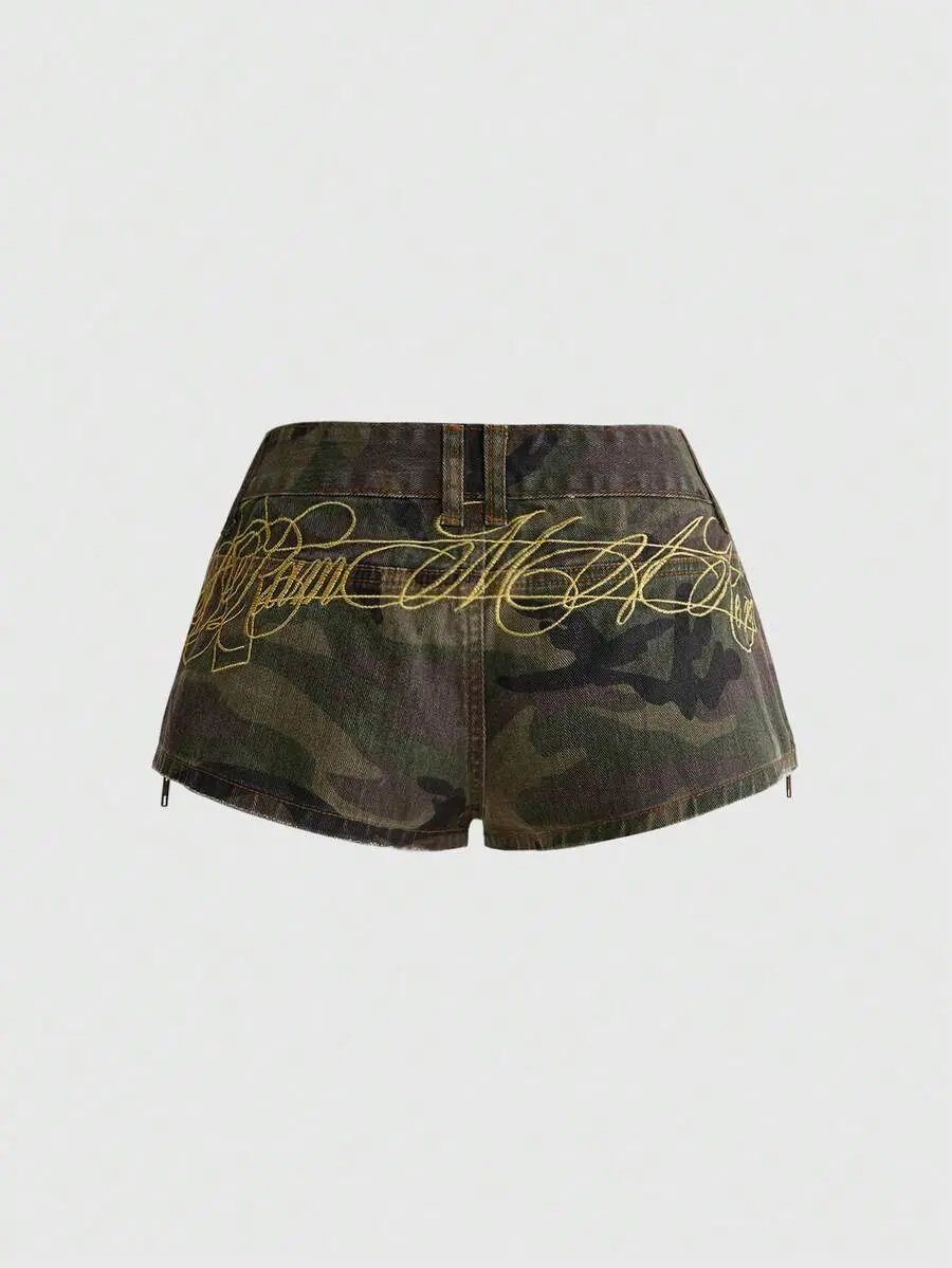 KOOZ Street Life Summer Street Punk Camouflage Colorblock Slogan Embroidered Mini Denim Shorts