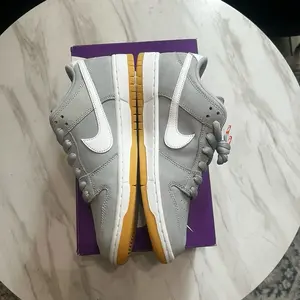 Nike SB Dunk Low Pro ISO Wolf Grey/White Wolf Grey Mens Size 9 New Authentic Sneakers