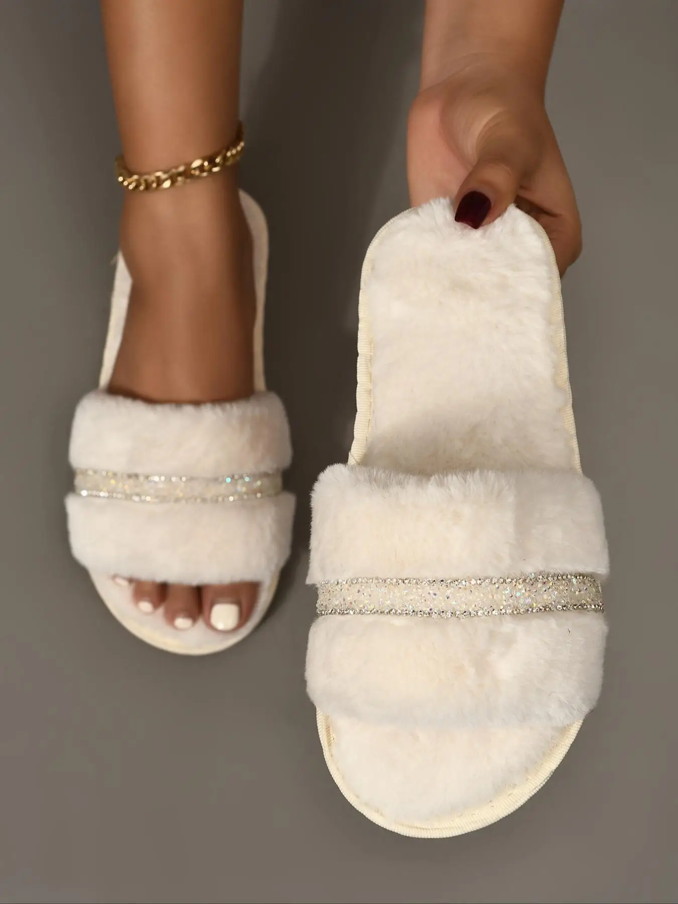 Women's Rhinestone Decorated Fluffy Slippers, Casual Soft Plush Bedroom Slippers, Warm Home Slippers for All Seasons