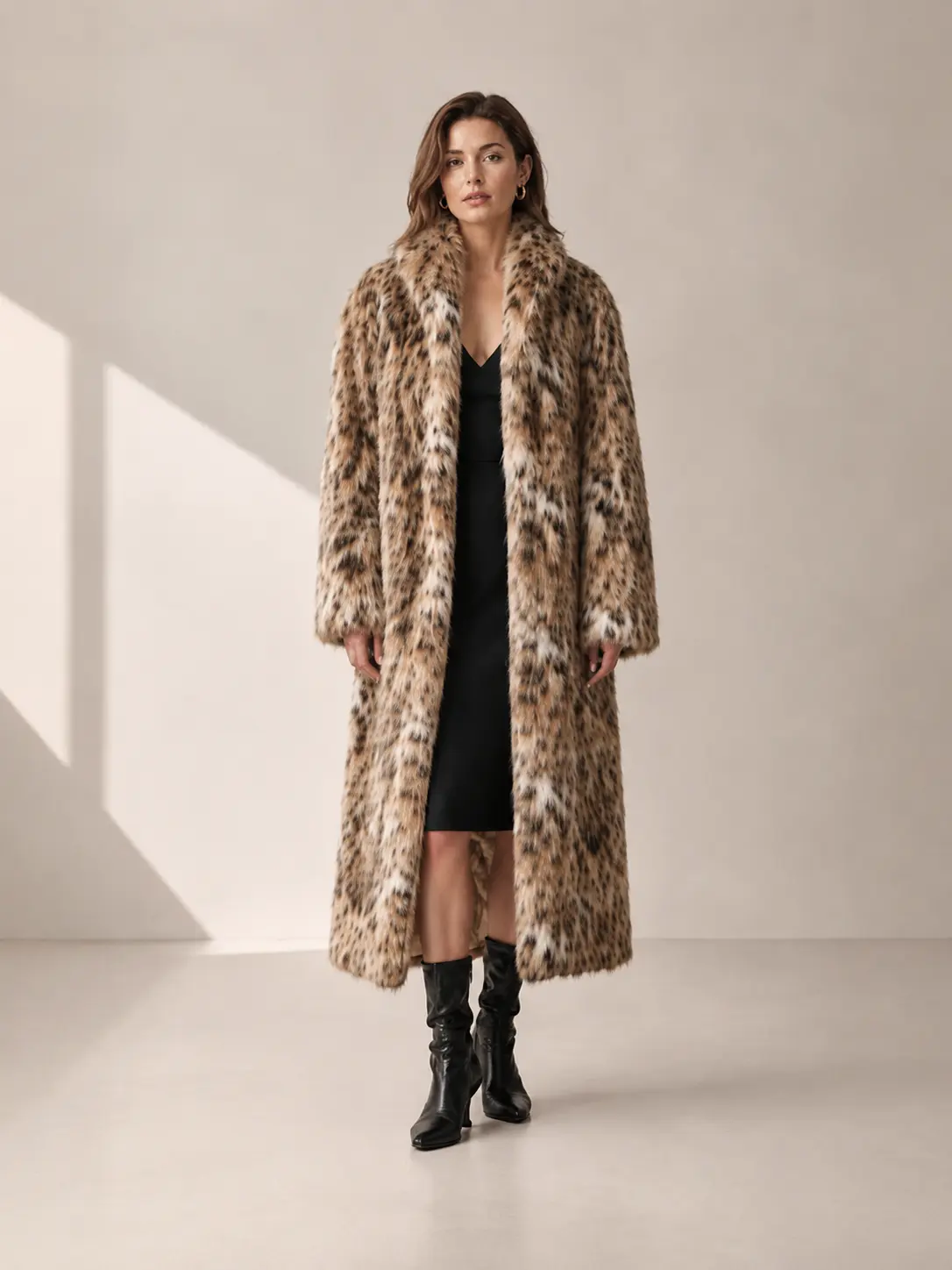 Y2K Luxury Lynx Pattern Faux Fur Long Coat Women Oversized Notched Collar Fluffy Warm Winter Leopard Fur Overcoat
