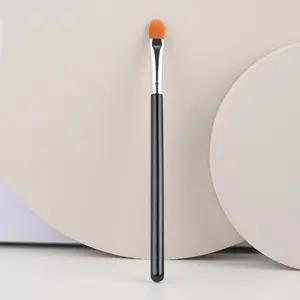 Long Handle Lip Brush, 1 Count Thin Lip Gloss Brush, Professional Makeup Tools For Women Long Handle Lip Brush, 1 Count Thin Lip Gloss Brush, Professional Makeup Tools For Women