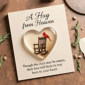 1pc Pocket Hug Love Card with a Heart-shaped, Memorial Angel Statue, Including an Inspirational Sentiment Card. Suitable for Memorial Decoration, Home Decoration, Inspirational Greeting Cards