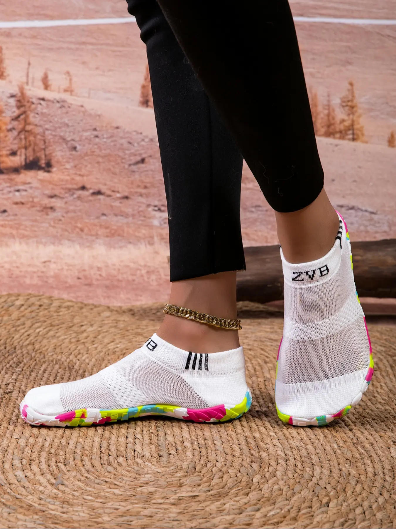 Unisex Beach Outdoor Breathable Wide Toe Water Hiking Shoes, Elastic Knit Fabric Non-Slip Rubber Sole Comfortable Water Footwear