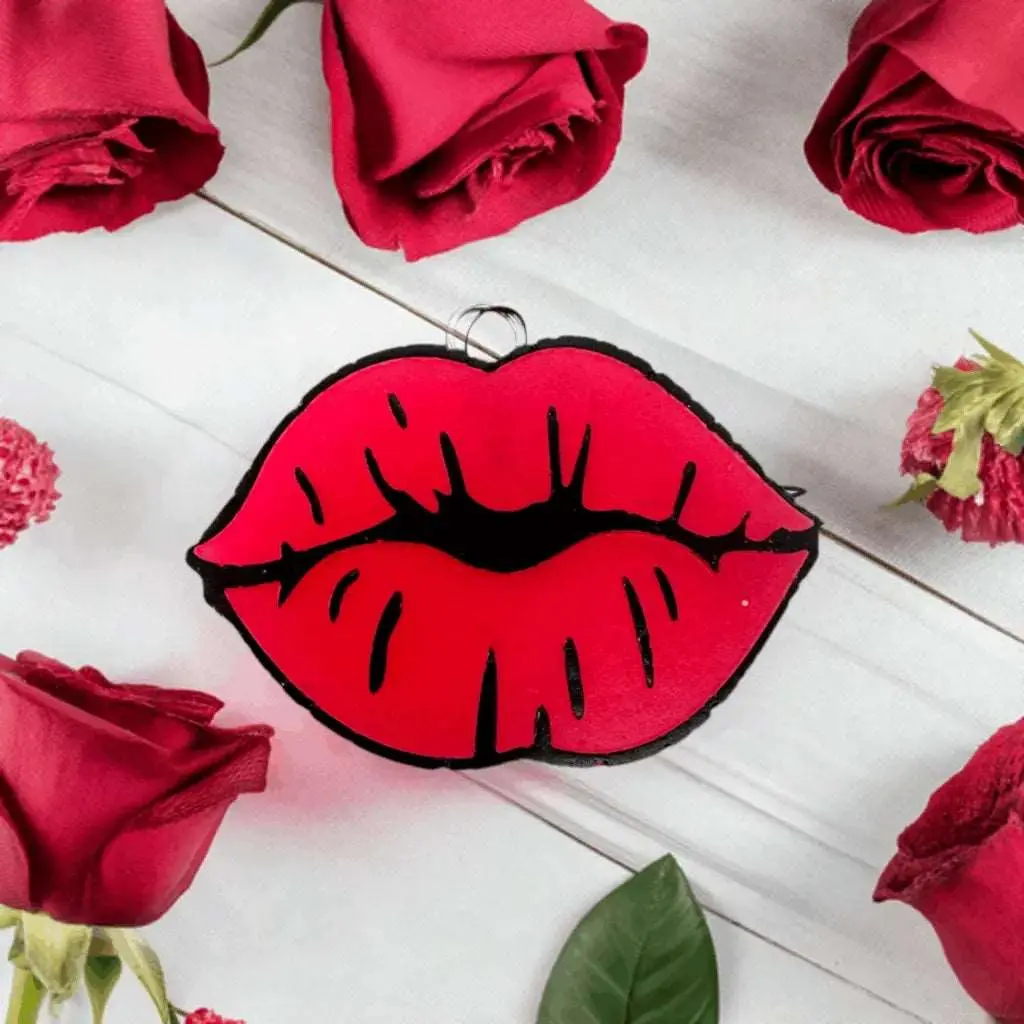 Lips Freshie fragrance will keep you feeling rresh and confident all day.