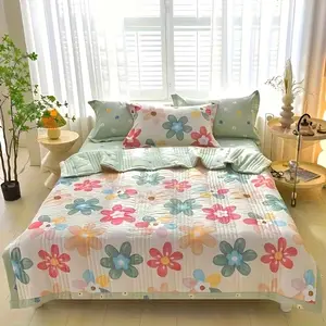 1pc Ultra-Soft summer Cooling Blanket - Lightweight, Breathable Summer Air Conditioning Quilt, Floral Print Quilt, Suitable for Hot Sleepers, Machine Washable, Light Beige for Bedroom, Living Room, Floral Coverlet Bedding, no pillowcase