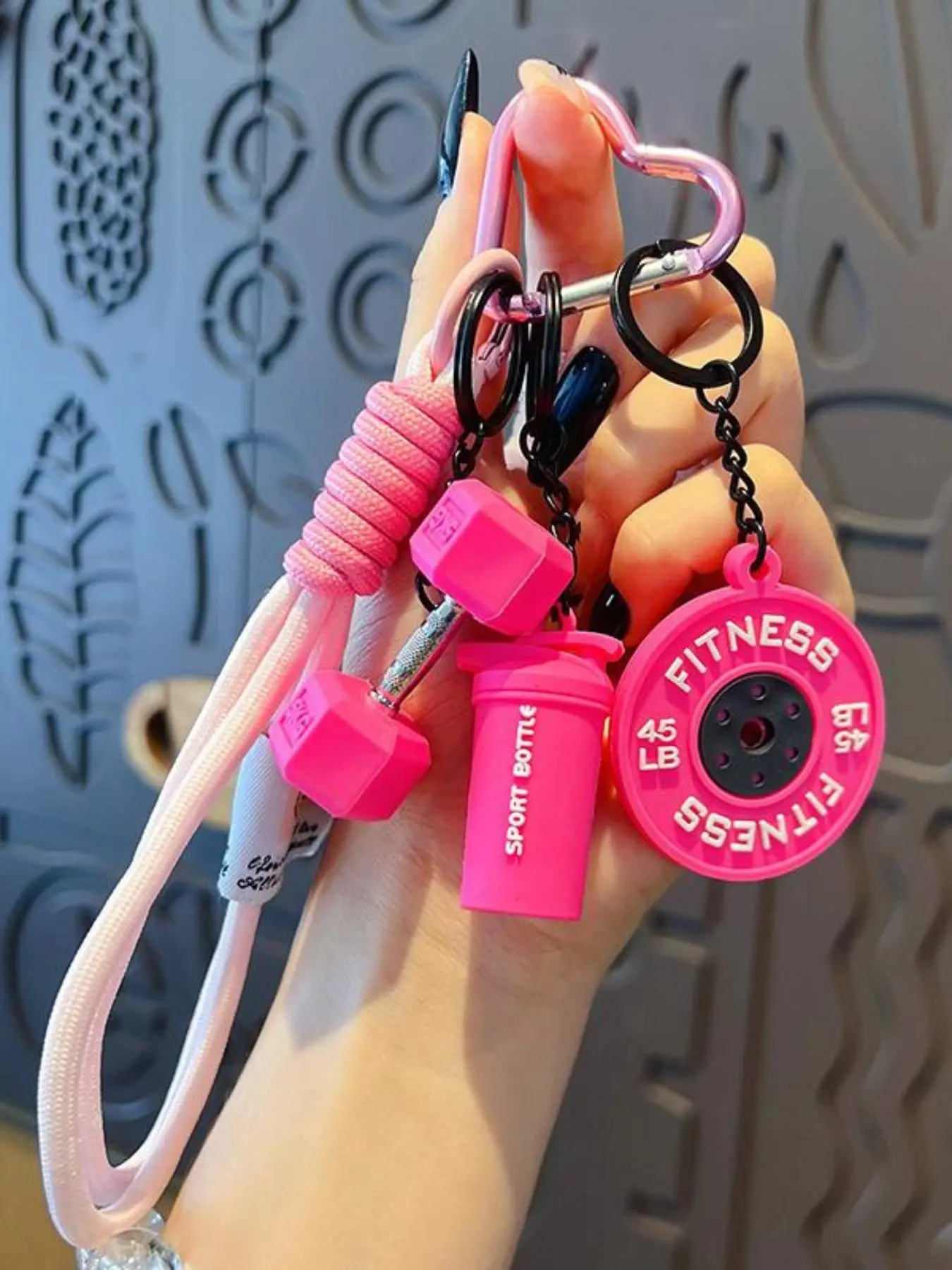 Fitness Keychain Set, Msilicone Dumbbell Kettlebell Weight Plate Keychain, Cute Gym Accessories, Unisex Gift, High-Quality Fashion Jewelry, Heart Keychain Set, Aesthetic Keychain, Stylish Keyring
