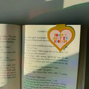 sorry i can’t i’m booked magnetic bookmark - 2.4x2.5 foldable decorative design - book accessories