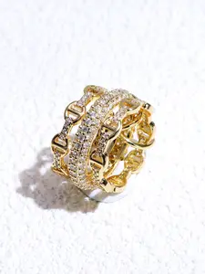 1Pcs New Fashion Pig Nose Ring Three Rings Stack set Jewelry Ring 18K Gold-plated Copper Zircon Ring for Men and Women Sparkling Zircon Ainmal Pig Nose Stack Rings Suitable for Daily Wear