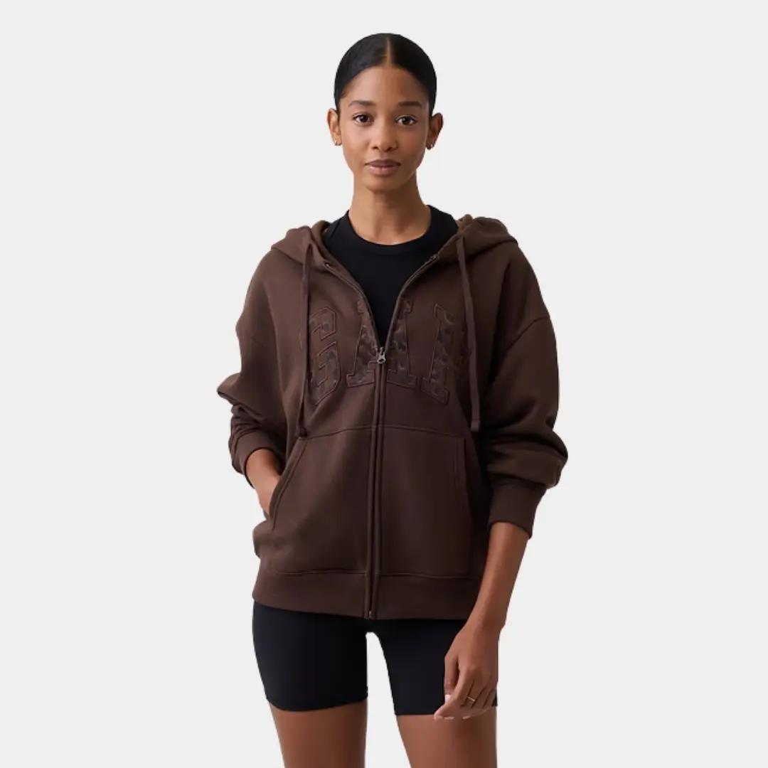 GAP Women Relaxed Logo Zip Hoodie - Comfortable Fleece, Everyday Wear, Soft & Cozy, Perfect for Casual Outfits