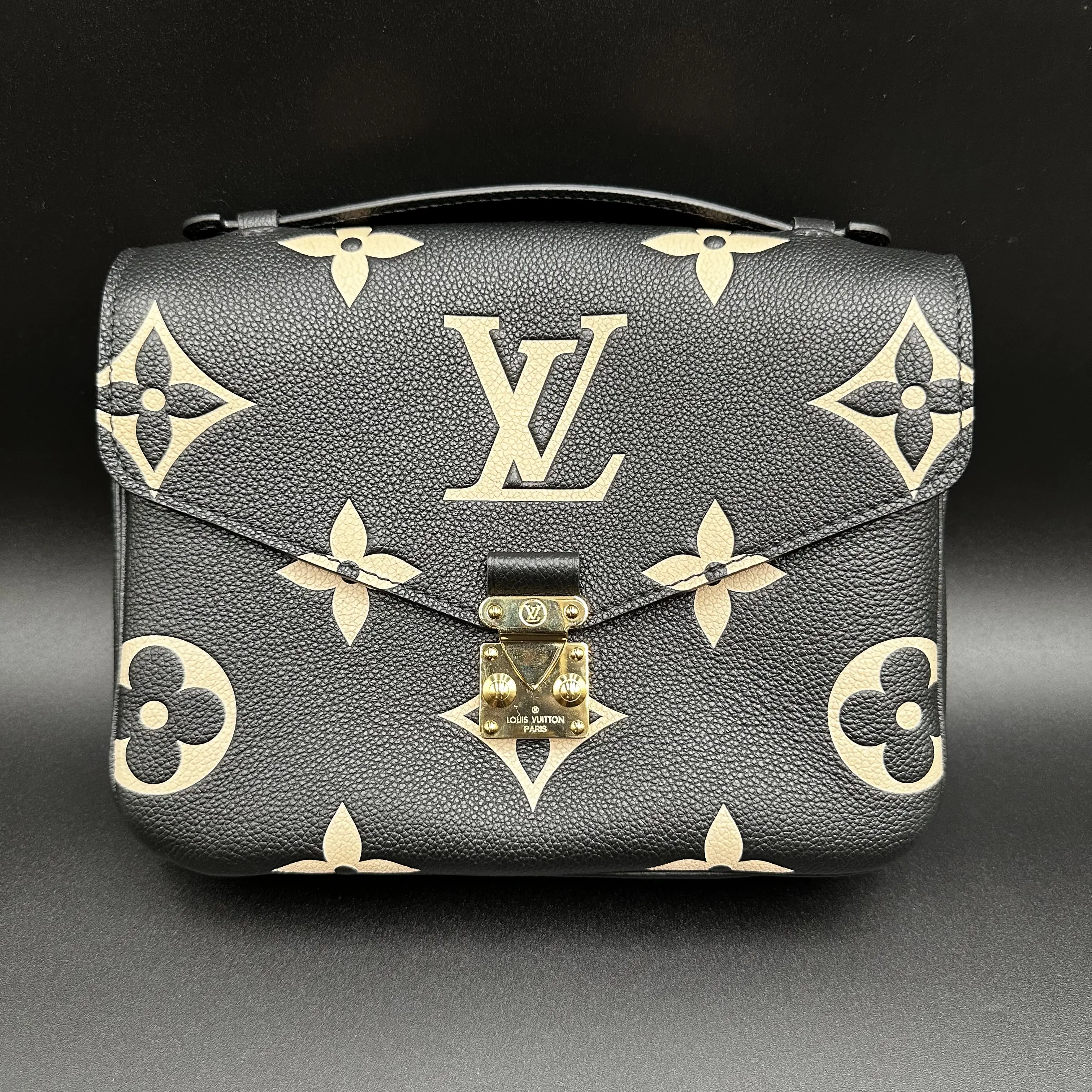 Pre-owned Louis Vuitton Leather Shoulder Bags Empreinte Giant Black Pochette Metis Handbag for Women