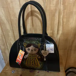 Mexican handbag ,high end artisanal bag,leader vegan