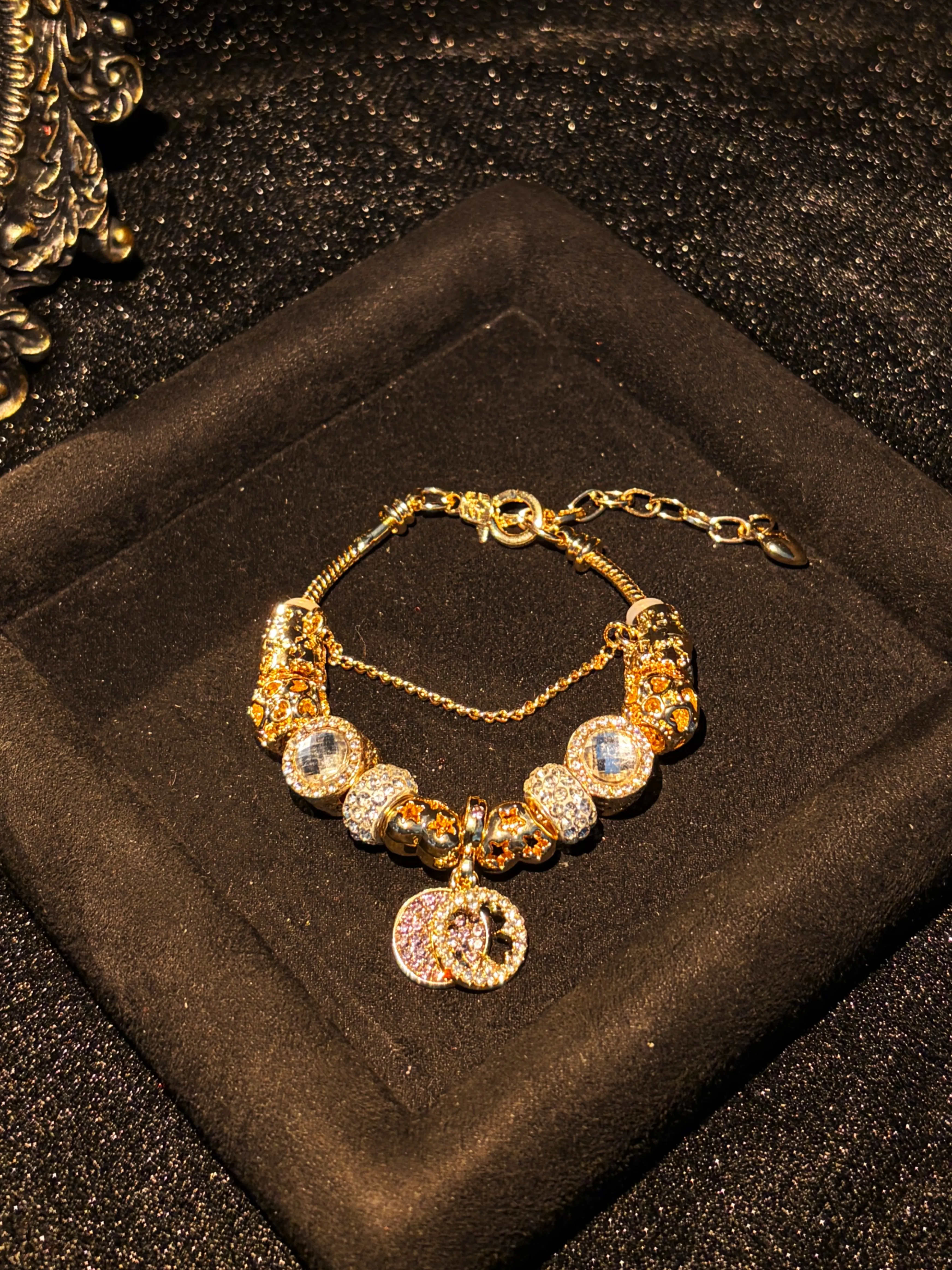 Women's Gold-Tone Clover Round Disc Charm Bracelet - Sparkling Rhinestone Beaded Snake Chain, Elegant Dangle Jewelry Gift for Teen Girls