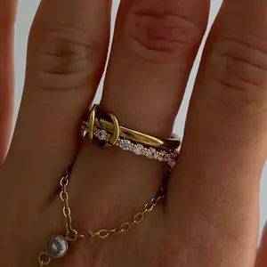 EVRY JEWELS Gold or Silver Plated Women's Hypoallergenic Lost in Hollywood Ring