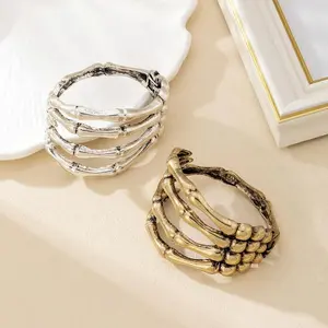 Individually Exaggerated Design Hollow Skeleton Hand Open Bracelet, Fashionable Gothic Halloween Accessories for Men and Women