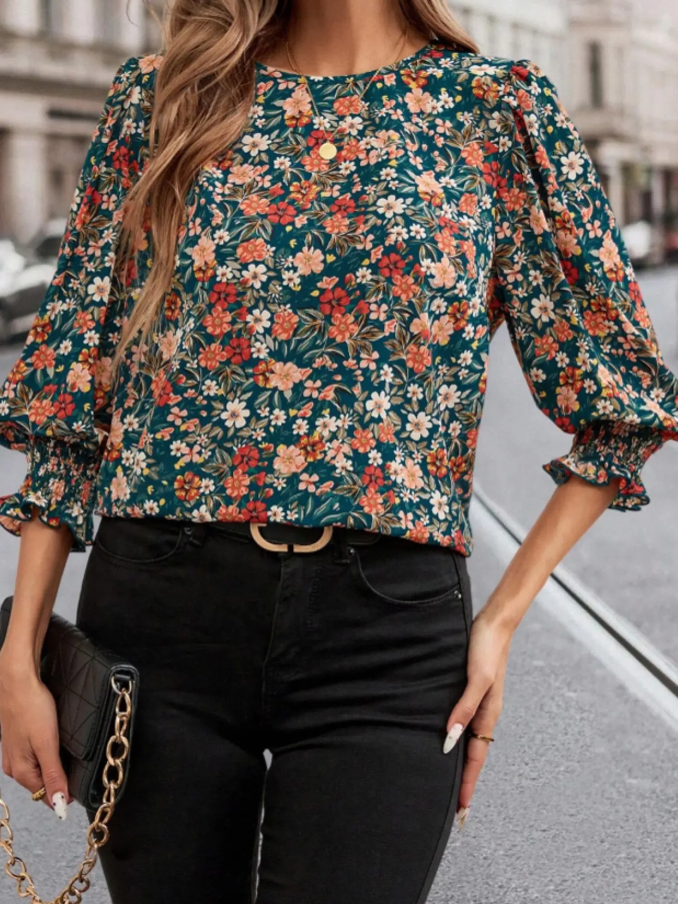 A women's dark ink green background colorful small flower round neck ruffle cuff top gentle and sweet style thin chiffon blouse shirt, suitable for autumn and winter, suitable for daily going out, light commuting office, light social occasions