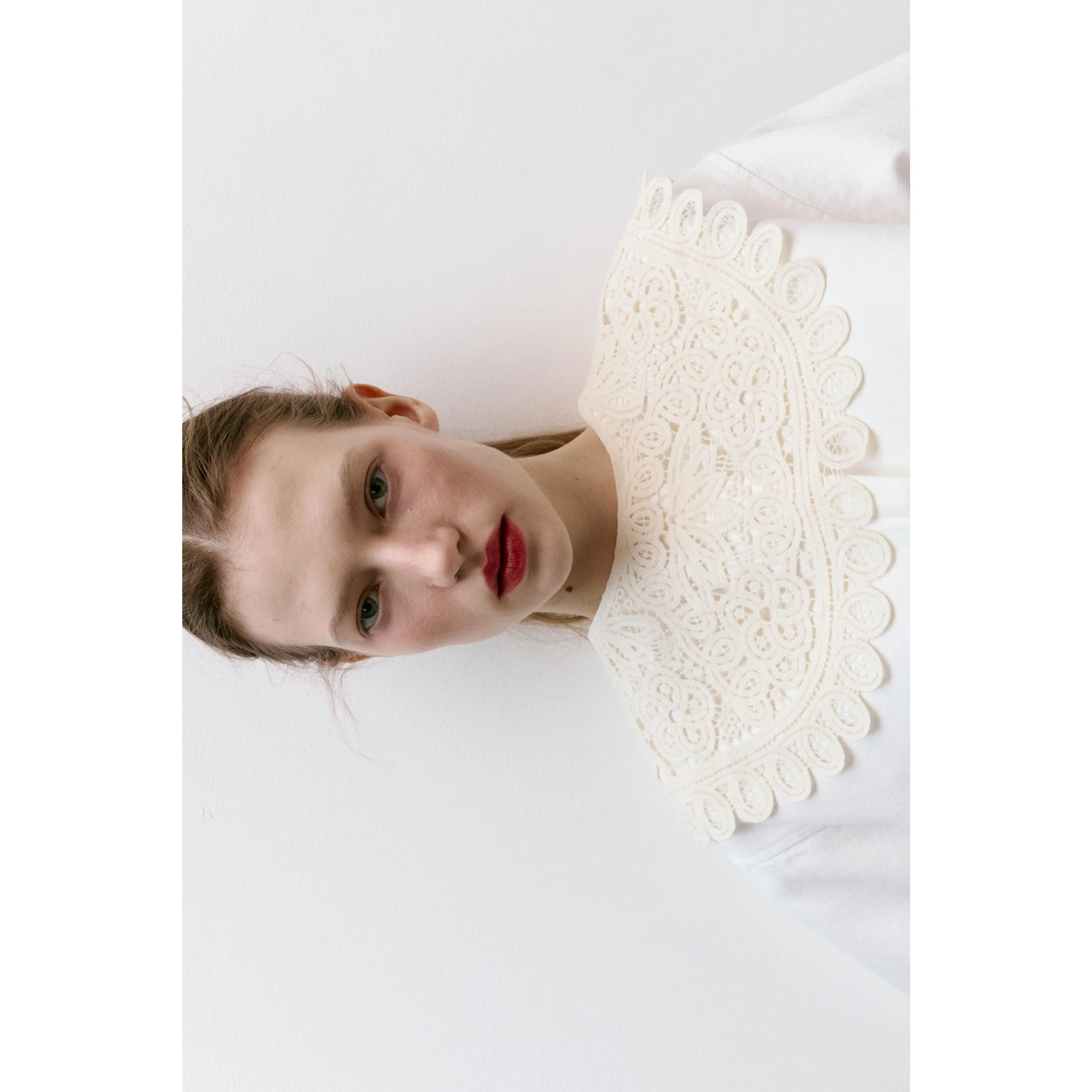 H&M Crochet-look collar