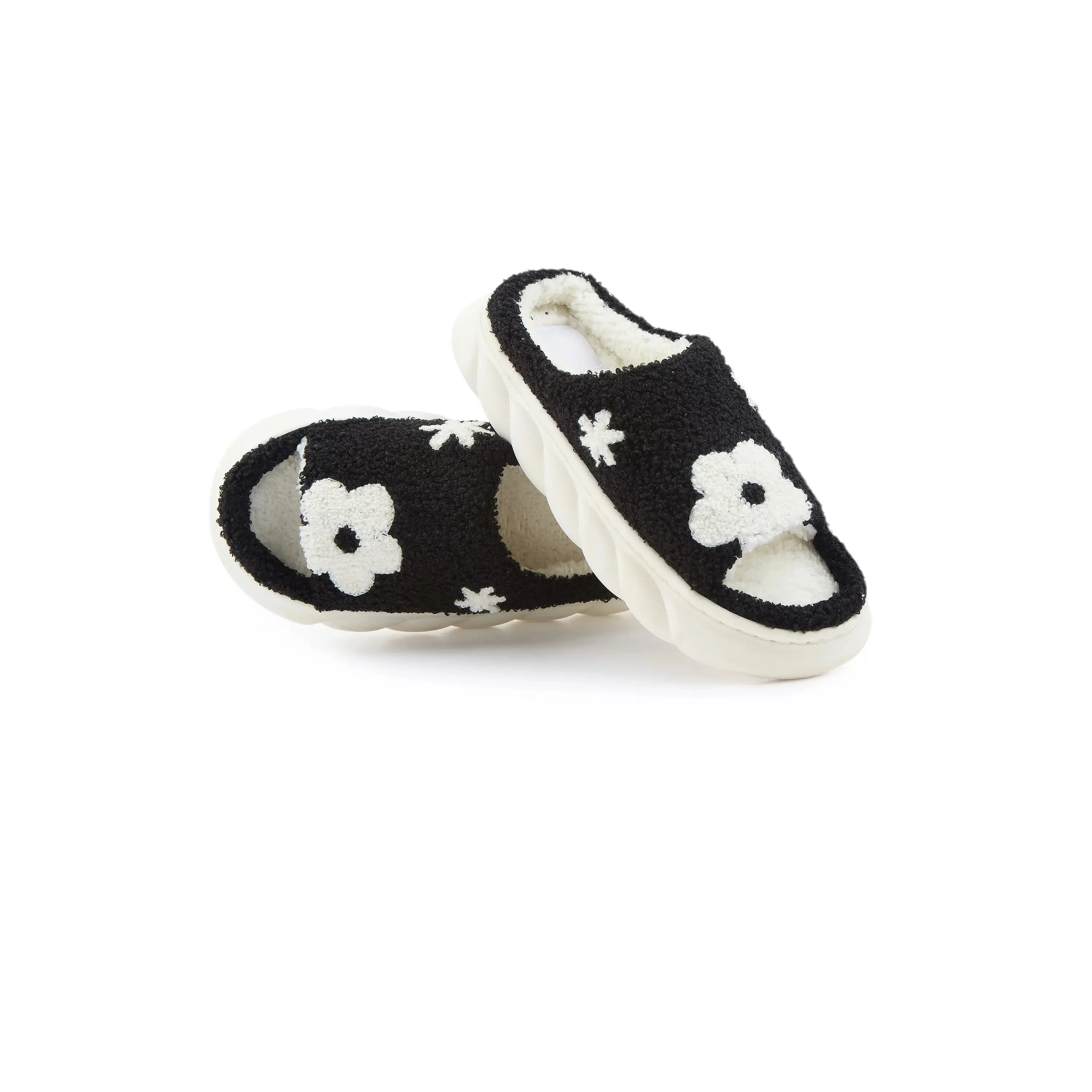 Quantika Black Slippers