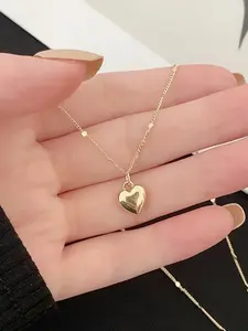 Women's Love Heart Pendant Necklace, Casual Plain Design Jewelry for All Seasons, Trendy Minimalist Accessory