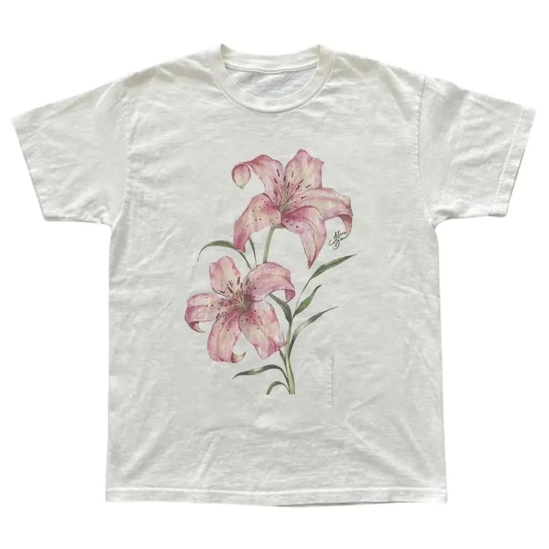Unisex 100% Cotton Vintage Pink Lily Floral Graphic Tee - Relaxed Fit, Crew Neck, Short Sleeve, Retro Botanical Aesthetic Sports Top for Flower Lovers, Casual Streetwear Daily Outfit