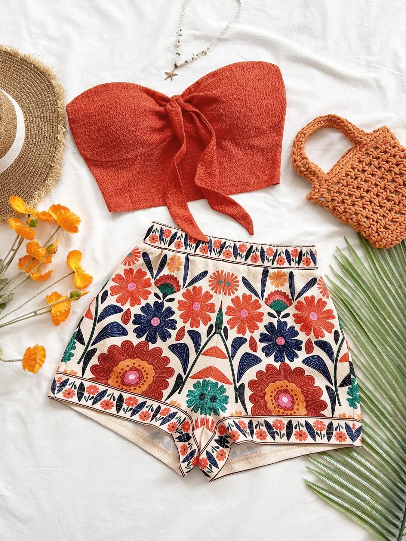 Women's Summer Vacation Two-Piece Set, Boho Outfit Sets, Sensual Boho Crop Top + Bohemian Ethnic Print Shorts, Slim-Fitting Tube Top, Floral Pattern, Sexy Style, Clothes