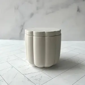 Scallop Jar in Light Gray